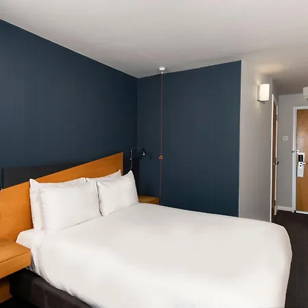 Holiday Inn Express Manchester - Salford Quays By Ihg-3